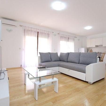 Apartment Borik Beach 86 Задар Екстериор снимка