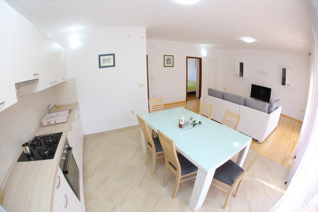 Apartment Borik Beach 86 Задар Екстериор снимка