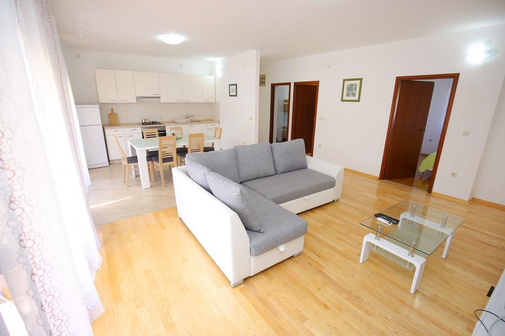Apartment Borik Beach 86 Задар Екстериор снимка