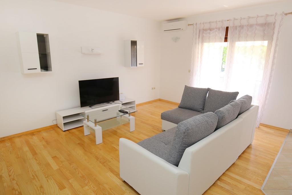 Apartment Borik Beach 86 Задар Екстериор снимка